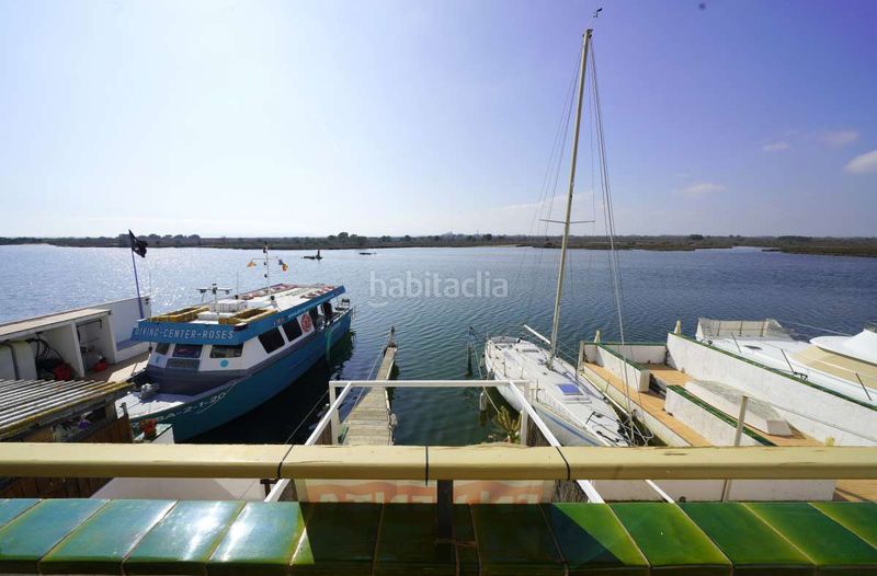 Foto b44ee7b2-3fbe-4abe-b9e7-a24ec39b7543. Casa aparellada amb aparcament a Santa Margarida Roses