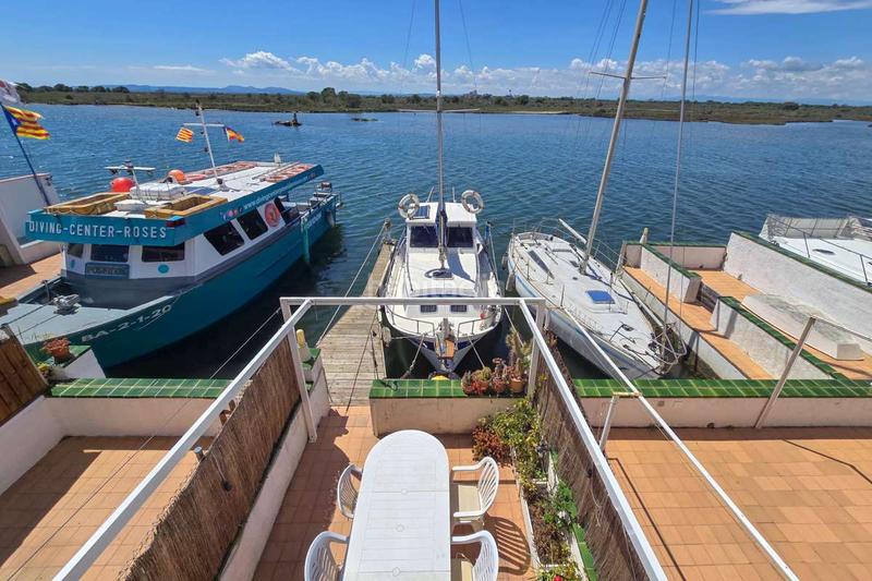 Foto cd4b79be-ac18-48e4-8097-bfe84844ade1. Doppelhaus mit parking in Santa Margarida Roses