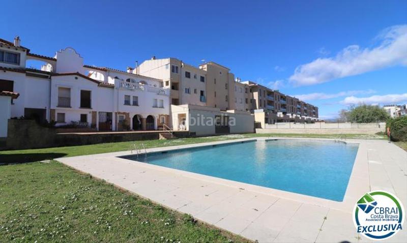 Foto decb72de-cd7b-4e53-8495-b5905c9608f7. Apartament amb calefacció piscina a Puigmal - Mas Nou Empuriabrava