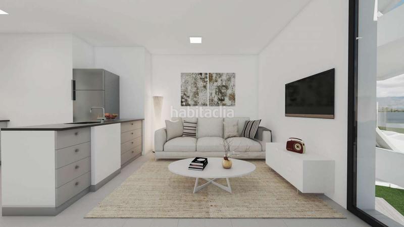 Foto 7e1b4d93-2d79-4f43-8b4c-c45428e1e5cf. Flat with heating in Salatar Roses