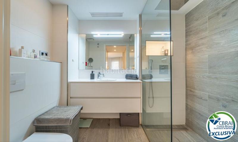 Foto ee9a8a65-b746-4cf8-b5d8-ea100a6e1de0. Appartement avec chauffage parking dans Centre Roses