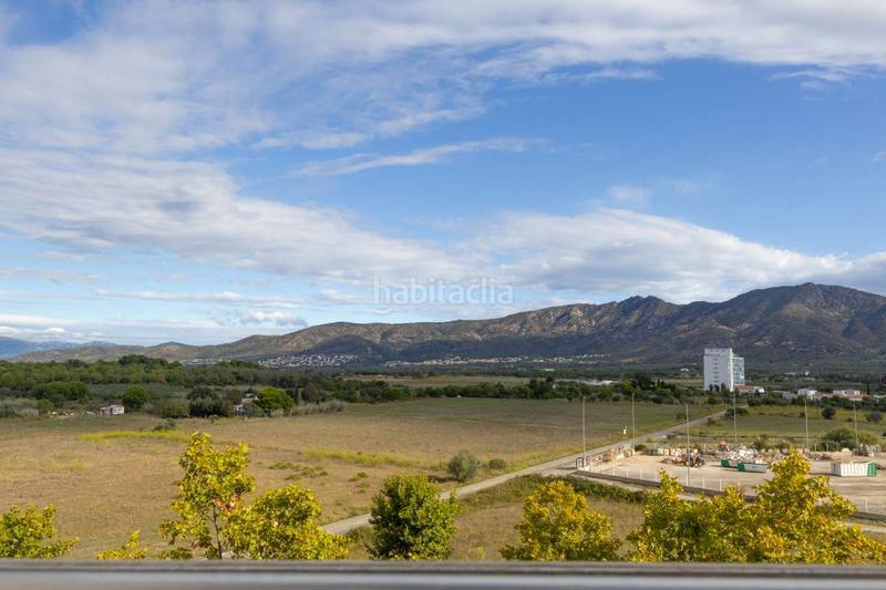 Foto c12aa75a-698d-43d3-98e7-38b3e204c937. Zweistöckige wohnung mit pool in Santa Margarida Roses