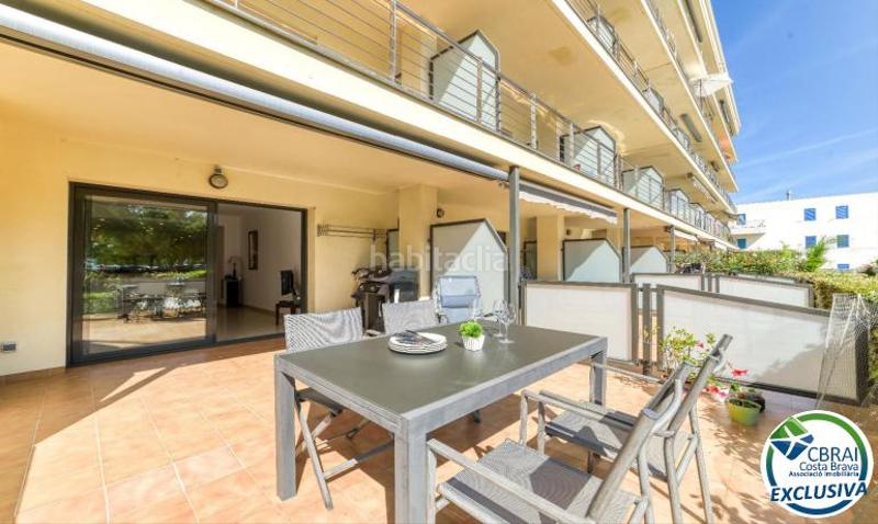 Foto bc179a8b-5797-46f8-b1ae-f8f9369964f4. Piano terra con riscaldamento piscina in Salatar Roses