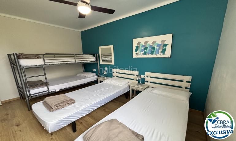 Foto 8953d130-3264-4303-b366-093608845159. Apartament amb calefacció piscina a Santa Margarida Roses