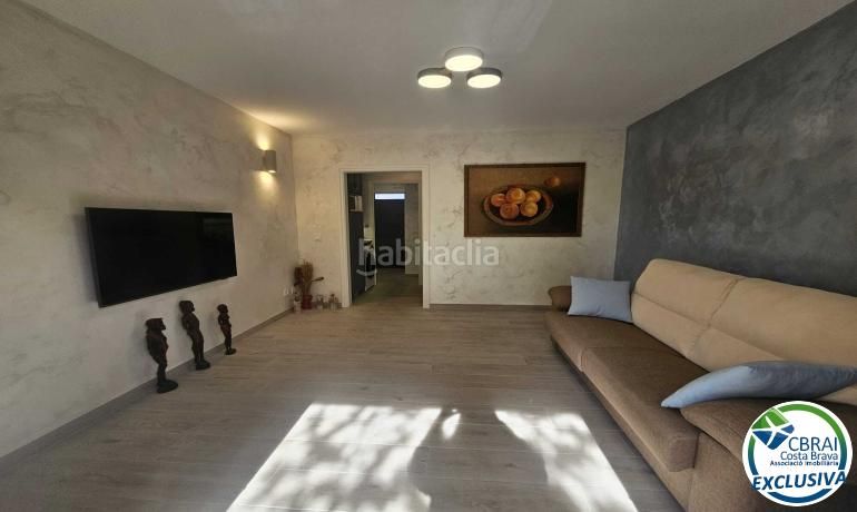 Foto e69e3c6e-e258-460f-bee3-d85dd198aa5e. Apartament a Salins - Cavall de Mar Empuriabrava