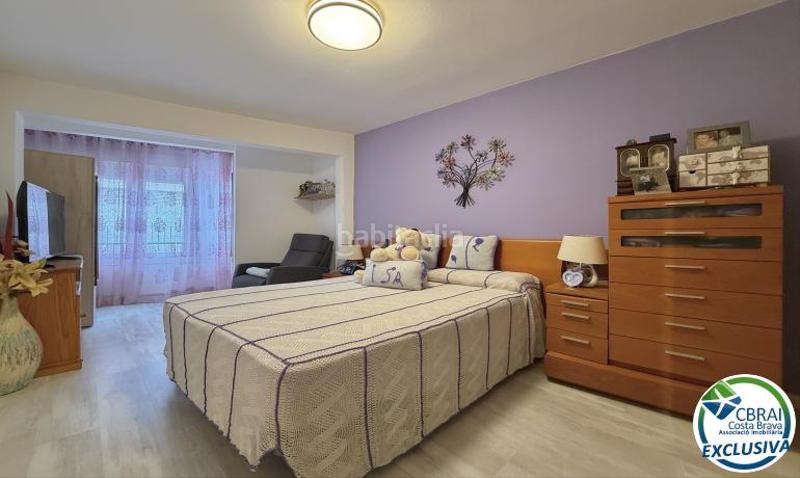 Foto 3ac8ff57-3e0f-4c7c-8600-1a8f376bf06f. Piso en Centre Roses