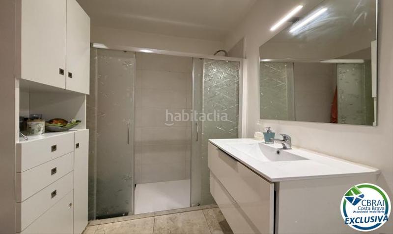 Foto b052652e-1ccc-450a-a747-fe107d0ce07a. Piso en Centre Roses