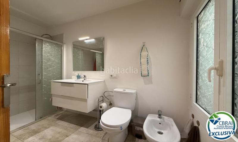 Foto cb121ba9-689e-47d4-b2d3-a9f773dcfdee. Piso en Centre Roses