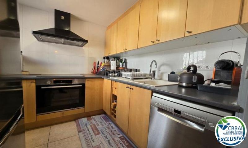 Foto f82f6f54-6c52-45d4-9866-efcbe16aab92. House with heating in Port Grec - Port Moxó Empuriabrava