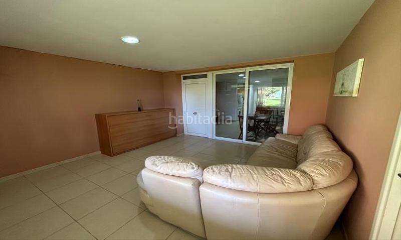 Foto d9800bff-c0f2-48b0-a9d1-9a3112ea96a7. Planta baixa amb calefacció piscina a Centre Roses