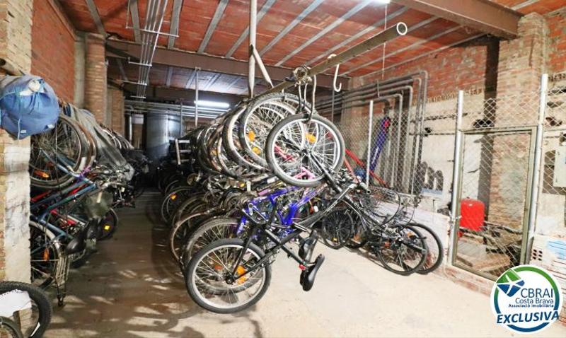 Foto 93a3f1cf-6e96-4767-a9dd-41f73f3ac2cd. Estudio en Nord Roses