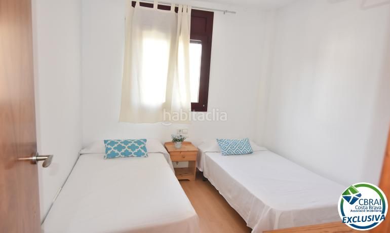Foto 4ace4fc4-f776-4a4c-9710-8e2724f32368. Apartament a Salatar Roses