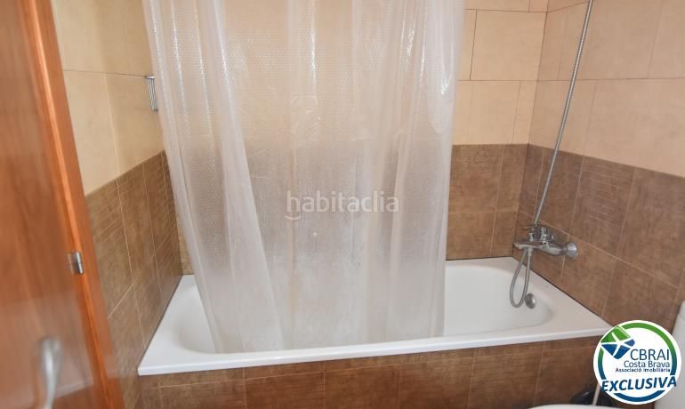 Foto e04804d6-e2dd-4f15-bcf0-b3e7d3a9c49d. Apartament a Salatar Roses