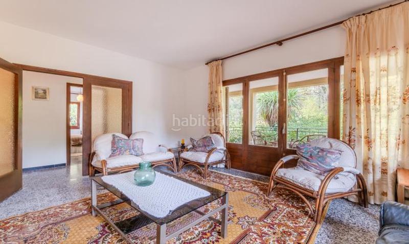 Foto cd7c441d-ebeb-4e77-9672-d8c2f386c950. Casa con parcheggio in Sant Llorenç de la Muga