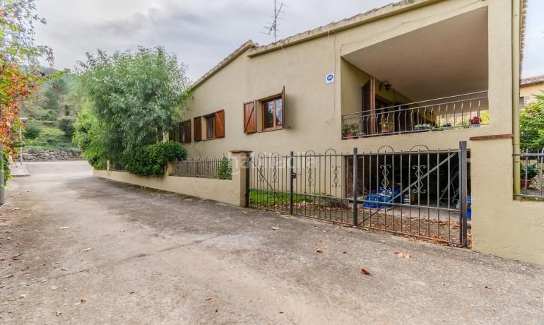 Foto ed880b20-6690-4d72-923a-c8272e1c48ba. Casa en Sant Llorenç de la Muga