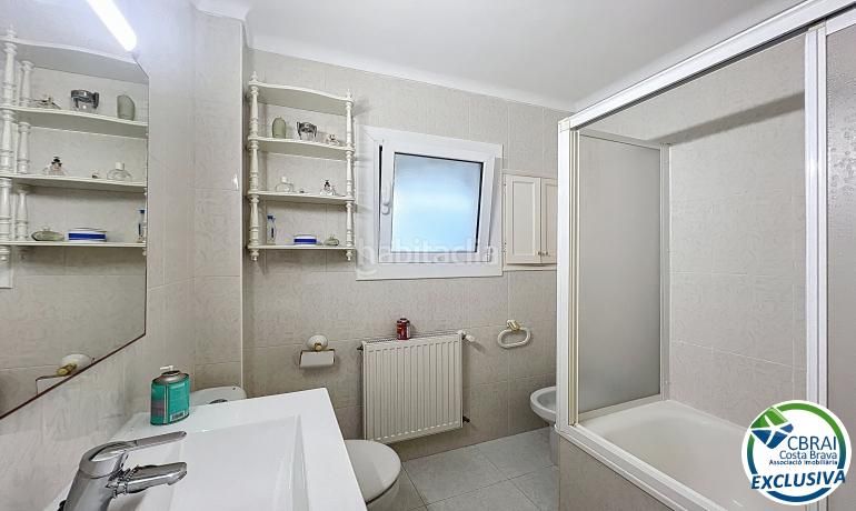 Foto c02dd3ee-c261-4537-9f96-4417939a2aaf. Apartamento en Centre Roses