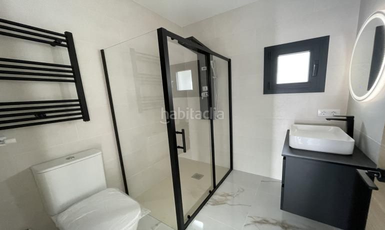 Foto da35ca00-307d-4a38-b33a-c6fb66bb5493. Casa amb calefacció a Nord Roses