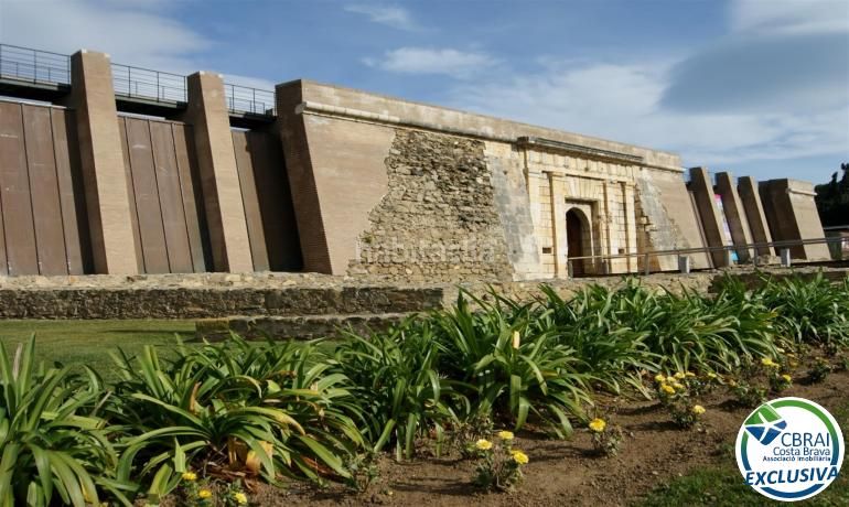 Foto 0b627394-361f-4c78-95e3-9b4b02c8f9d3. Apartament amb aparcament a Puig Rom-Canyelles-Almadrava Roses