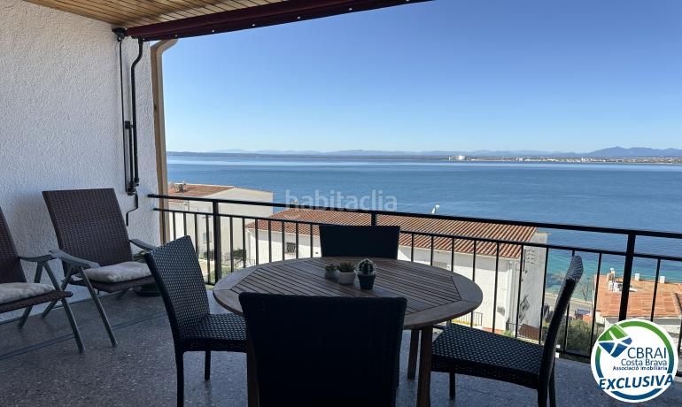 Foto 210f4532-2a95-4e1e-94ea-06086eba22fd. Apartament amb aparcament a Puig Rom-Canyelles-Almadrava Roses