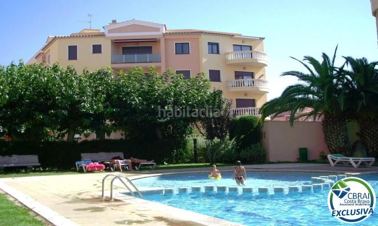 Foto 827b9bba-d58f-43ab-8498-d200bb5e76fd. Apartment with heating pool in Muga - Gran Reserva - Badia Empuriabrava