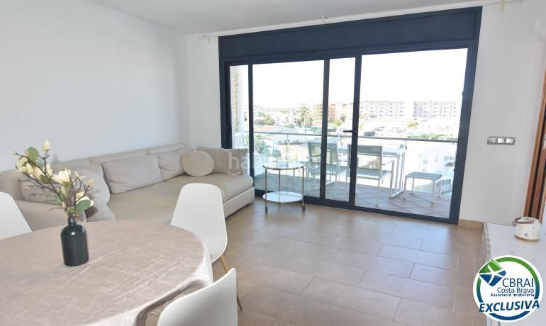Foto 01592f44-371e-4589-9d5a-fb7739764339. Apartament amb piscina a Santa Margarida Roses