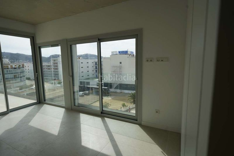 Foto 324f2597-e369-43a5-9210-3c4d8af8d9ef. Piso en Salatar Roses