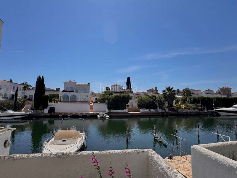 Foto b0a1d83a-0570-4da1-8657-495951e106cf. Casa amb aparcament a Francolí - Freser - Noguera Empuriabrava