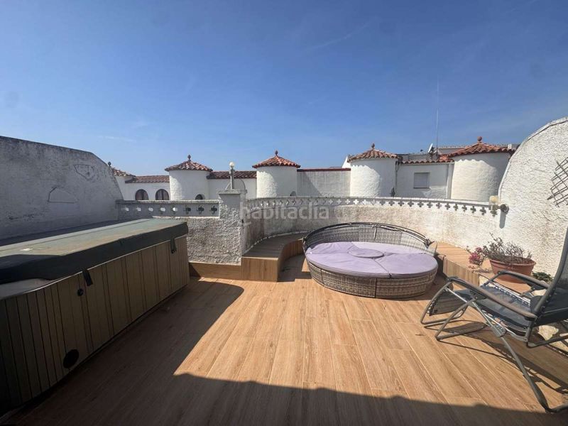 Foto ffa28b1d-57ad-4280-8699-f00ffe9141fc. Casa amb aparcament a Francolí - Freser - Noguera Empuriabrava