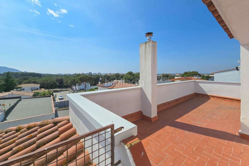 Foto b0106b54-1cb2-430d-b884-f1a45b614a4a. Casa amb aparcament a Nord Roses