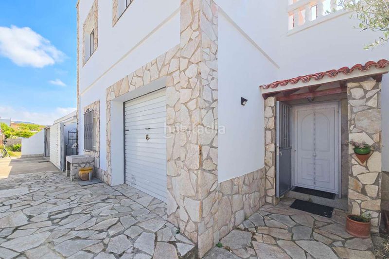 Foto dc0fc65e-f1ba-4961-b66e-ec3c9cb98a32. Casa amb aparcament a Nord Roses