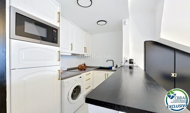 Foto 0a748967-3559-4d1d-b67f-2c9d7e7b95f3. Casa aparellada a Santa Margarida Roses
