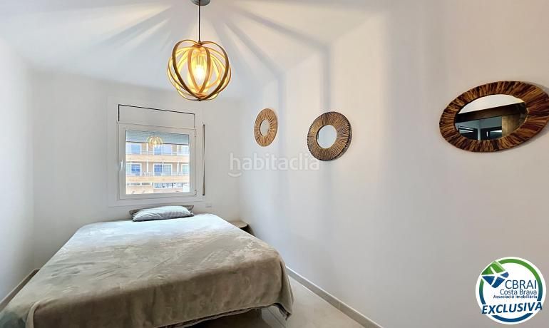 Foto eba8b27d-f51c-4269-8a58-f5aea27fbc8a. Casa aparellada a Santa Margarida Roses