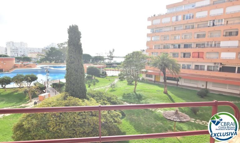 Foto 9656c8c2-1c59-4f6d-81a9-990f4c2a0a37. Apartament amb calefacció piscina a Santa Margarida Roses