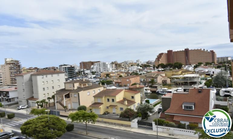 Foto 7cdd91f6-990f-49c4-8e83-f9728fd34cc0. Estudi a Santa Margarida Roses