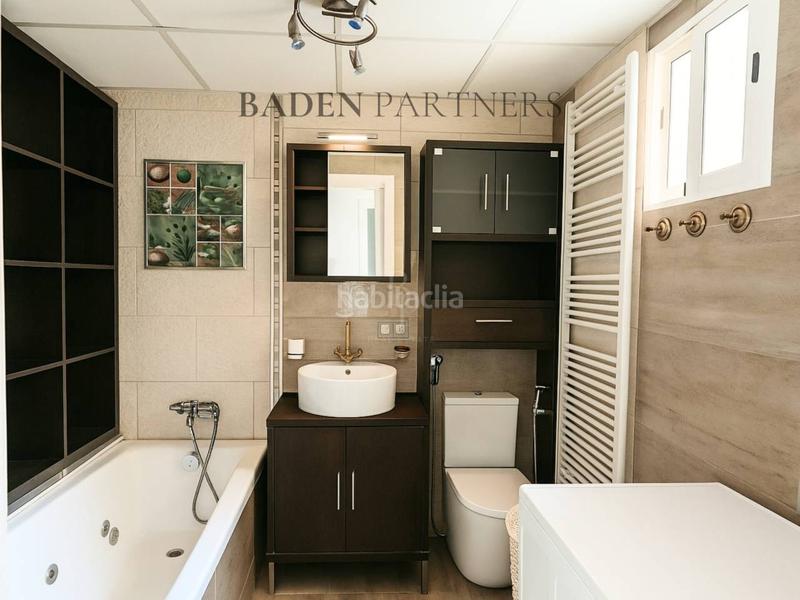 Foto f51bc698-b4b5-412a-ae45-4e45f5bf94eb. Piso  en venta en nucli urbà en Casco Urbano Vinaròs