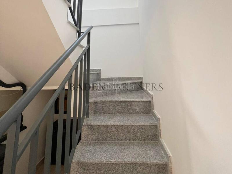 Foto 9bb24b7c-ebd1-4be0-8a2b-039a38d7b775. Location maison jumelée avec parking piscine dans San Jorge