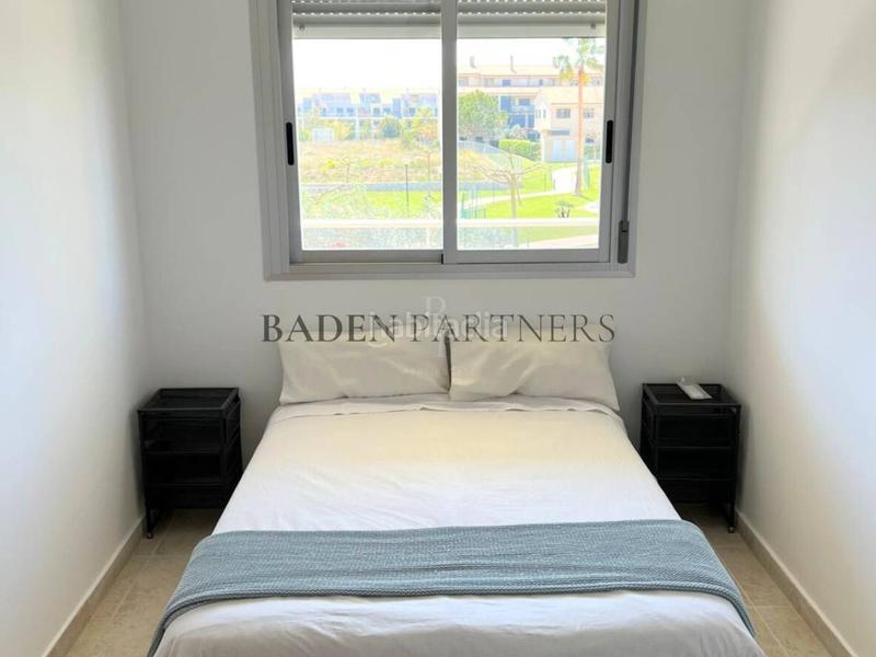 Foto 9d1db129-570c-40cc-8543-9c36627efc12. Location maison jumelée avec parking piscine dans San Jorge