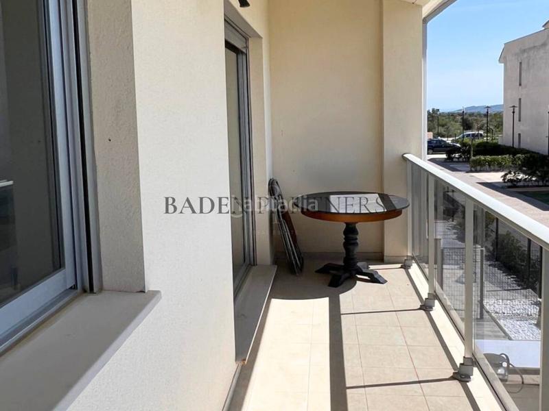 Foto ab9bb1bd-8f21-486b-a6a2-d84252a7a1bf. Location maison jumelée avec parking piscine dans San Jorge