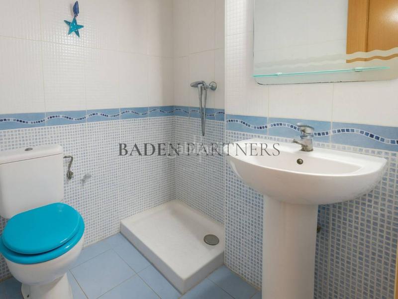 Foto 136d5310-189d-48ea-a16d-2bd952f1934a. Piso  en venta en nucli urbà en Casco Urbano Vinaròs