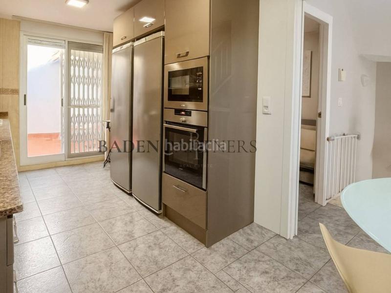 Foto 920eb50f-fd7f-4dd5-85c4-bd790bc62d02. Casa a schiera con riscaldamento parcheggio in Casco Urbano Vinaròs