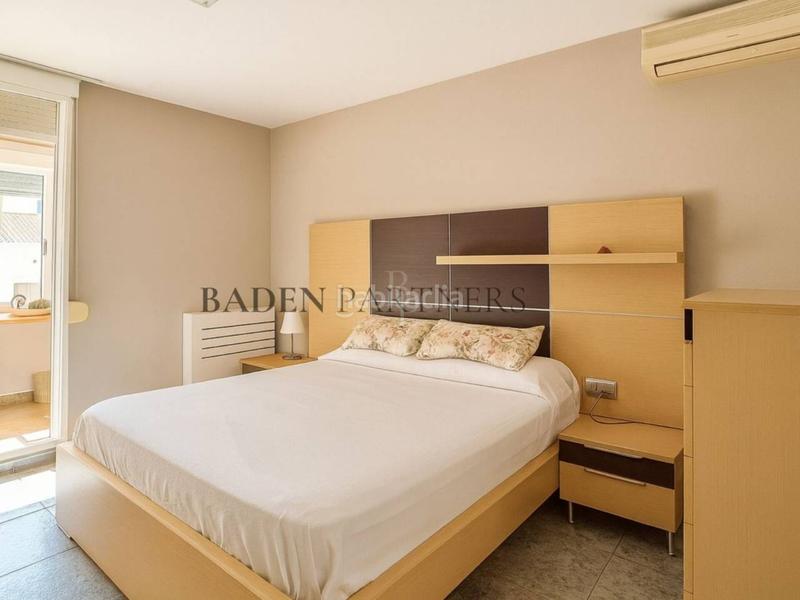 Foto d8fe0a60-97ad-498a-9425-d0dfb5c1b00a. Casa a schiera con riscaldamento parcheggio in Casco Urbano Vinaròs