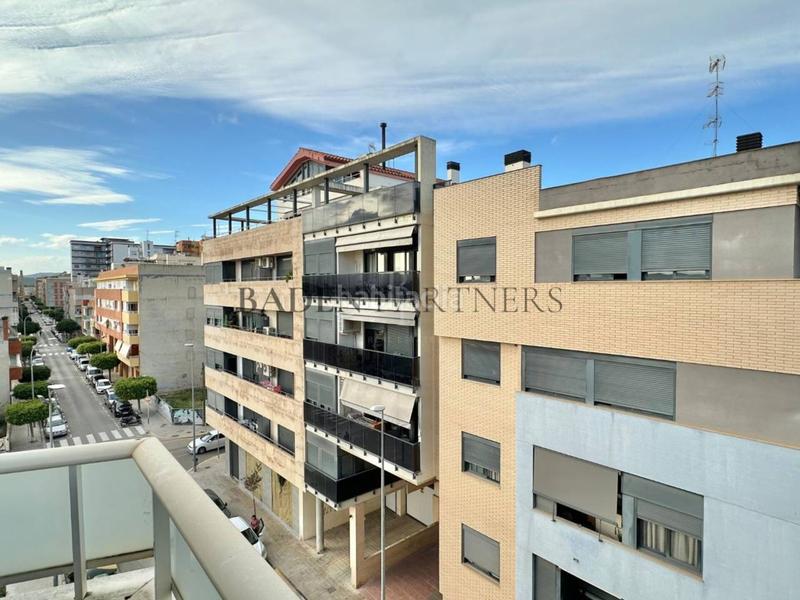 Foto bd5391a9-23bb-46cd-ad5f-8fcb59c2fd94. Monolocale con parcheggio in Pueblo Benicarló