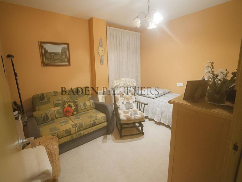 Foto 5ad1305d-c493-45d7-9269-af581b63bbc1. Flat with heating in Casco Urbano Vinaròs