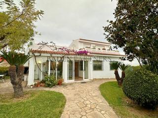 Rent Chalet  Ratlla del terme. Chalet en alquiler en poble de benicarló