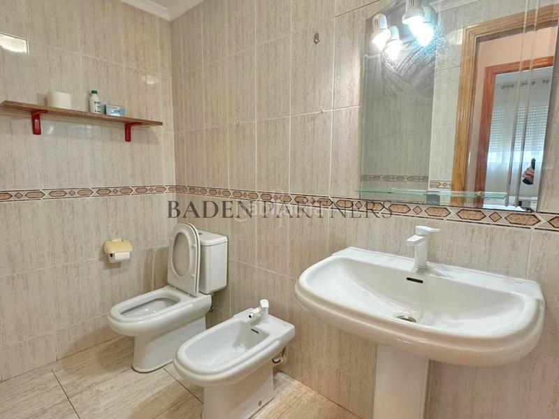 Foto dd36b12f-5fbd-4f0c-83ad-e5c81f6f079d. Rent flat with parking pool in Casco Urbano Vinaròs