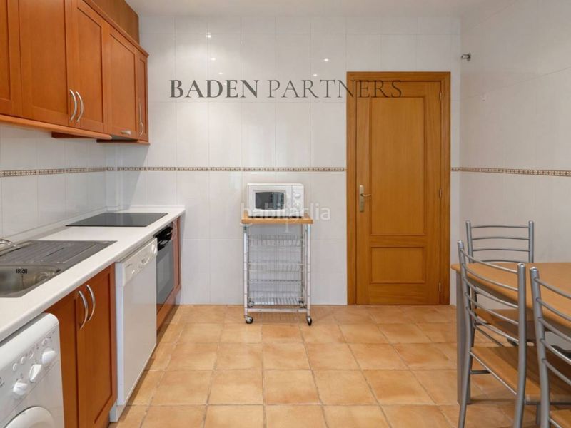 Foto 462be749-9c32-4b57-b489-fea5f05e774b. Apartament amb calefacció aparcament piscina a San Jorge