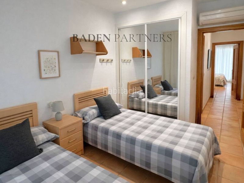 Foto d799e3d3-77d4-48e7-b429-75a91844bb37. Apartament amb calefacció aparcament piscina a San Jorge