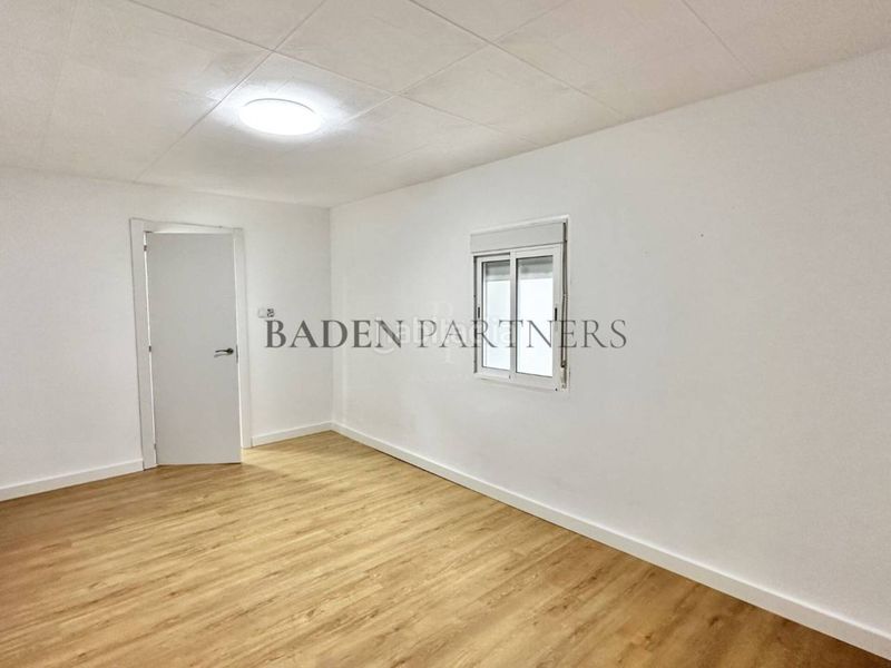 Foto b8dabc4f-6993-4b00-876a-dc485a1db88b. Casa adossada a Alcanar