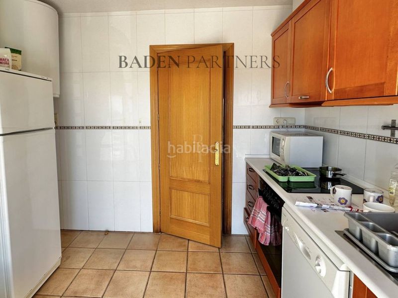 Foto 56575f2d-1087-4c57-9a1a-0b9b4d661a7e. Pis amb calefacció aparcament piscina a San Jorge