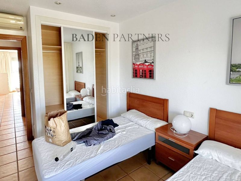 Foto e173019a-c027-4a86-9c21-5c1a5ba559f7. Pis amb calefacció aparcament piscina a San Jorge